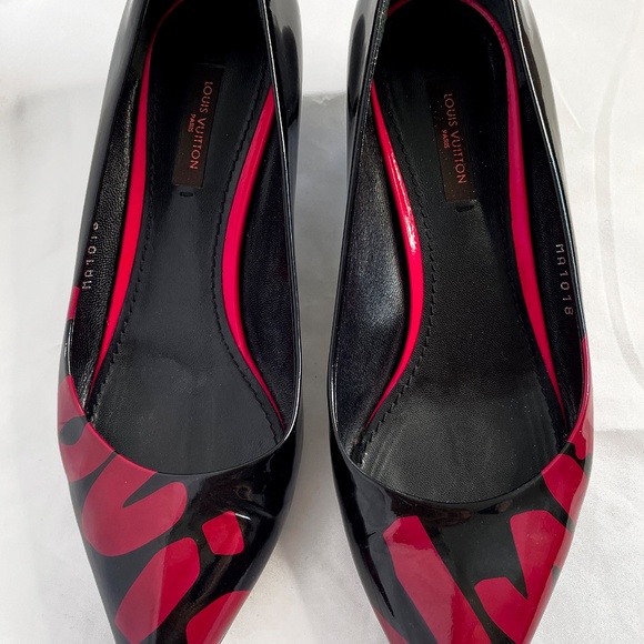 Louis Vuitton x Stephen Sprouse Black and Pink Graffiti Kitten Heels - Picture 2 of 7